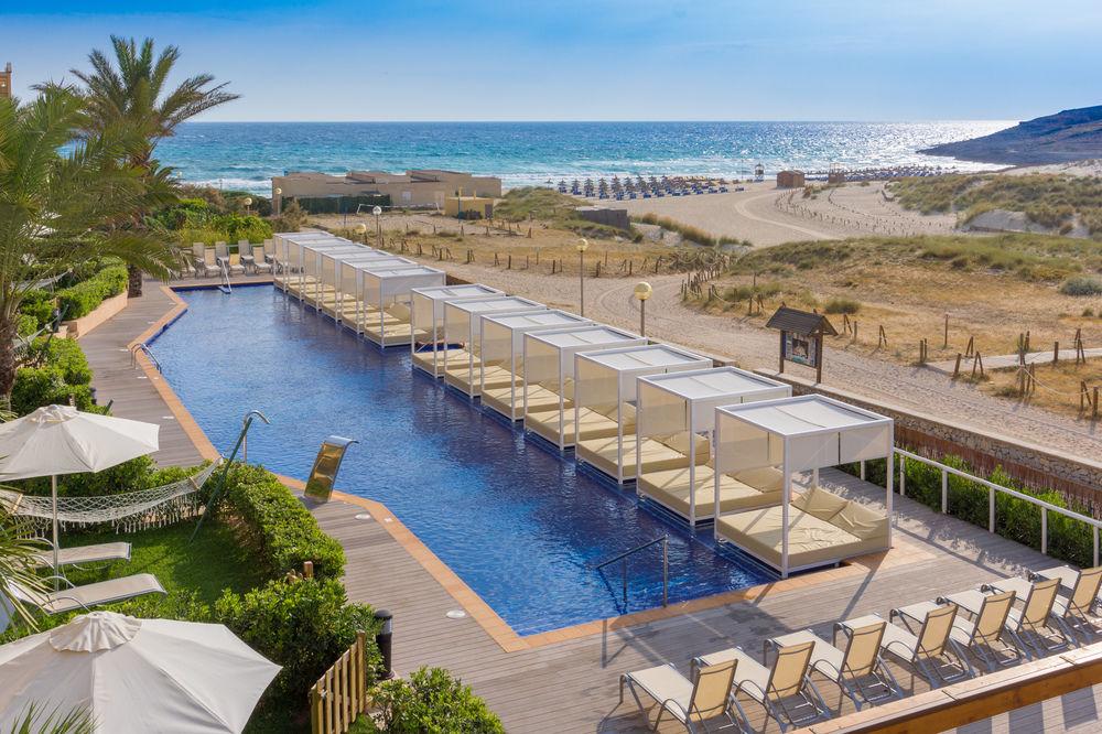 Lägenhetshotell Zafiro Cala Mesquida (Mallorca)