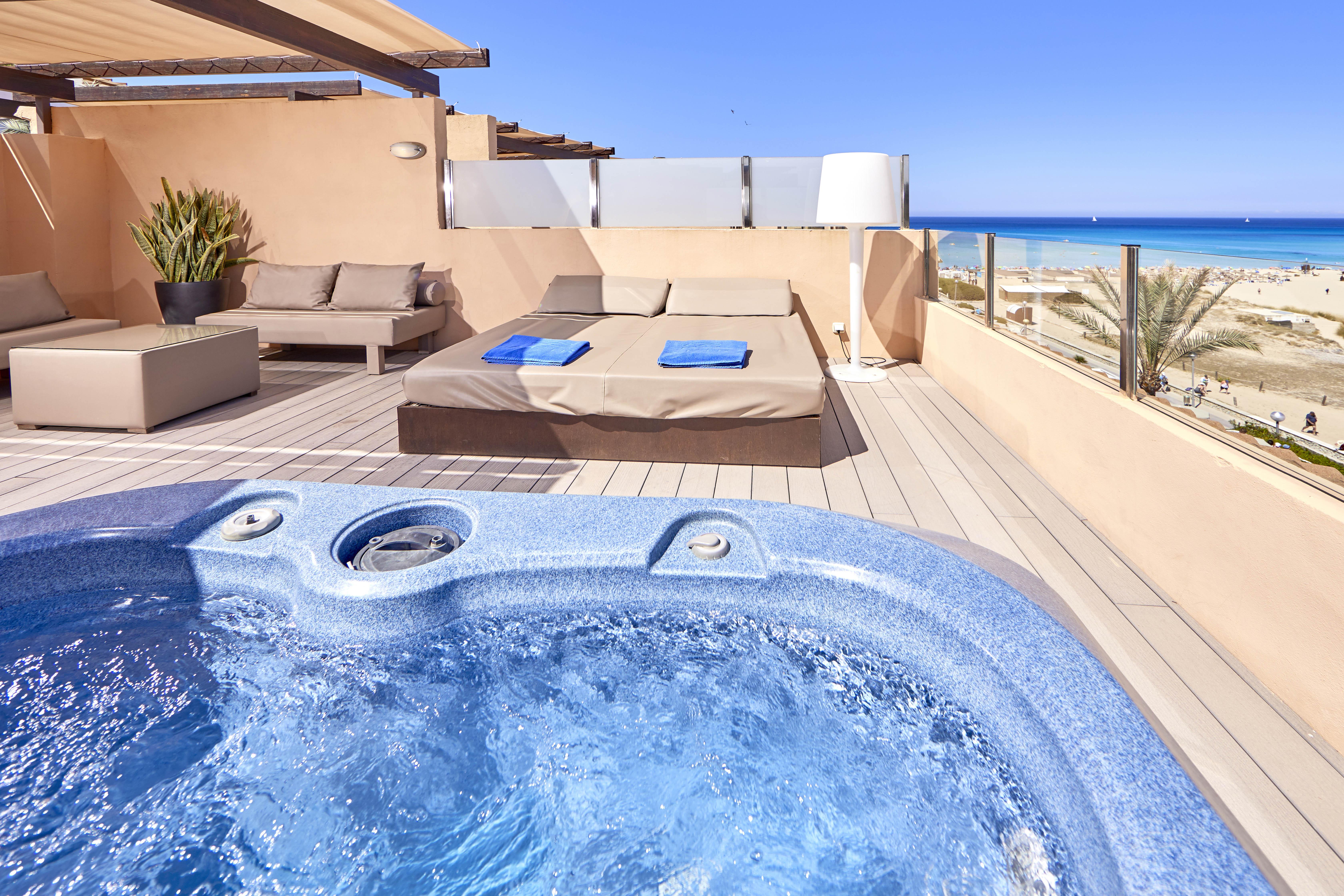 Lägenhetshotell Zafiro Cala Mesquida (Mallorca)